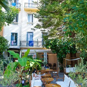 Hi Les Camelias Hostel Nicea